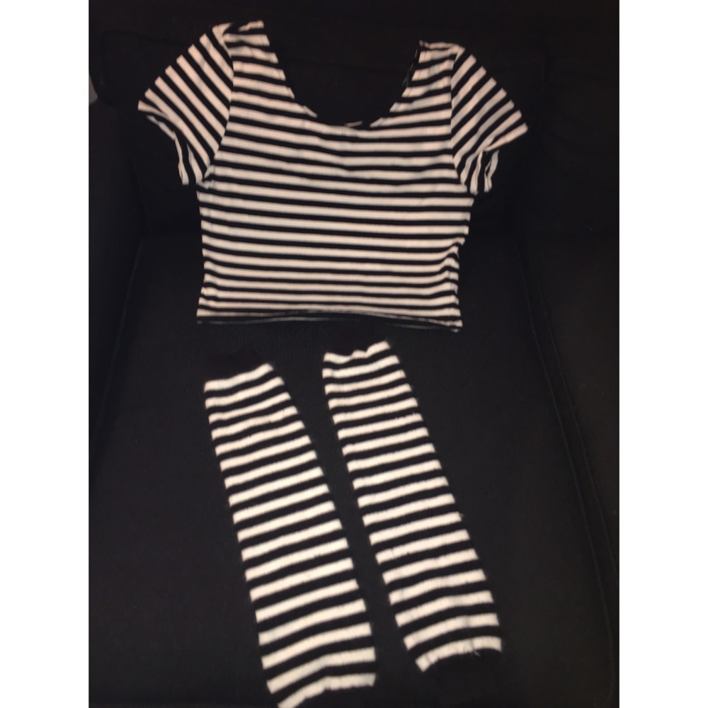 Dividends stripe Crop Top and Leg warmers